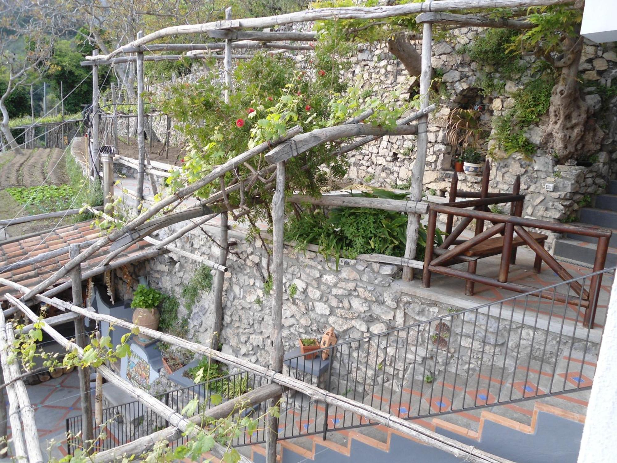 Le Ghiande Bed & Breakfast Positano Exterior photo